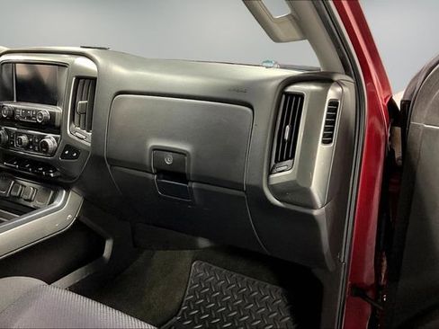 Used 2018 Chevrolet Silverado 1500 LT w/ All Star Edition image 26