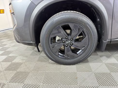 New 2026 Nissan Rogue SV FWD image 10