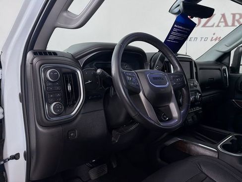 Used 2020 GMC Sierra 2500 Denali w/ Denali Ultimate Package image 11