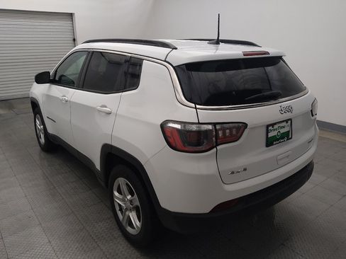 Used 2024 Jeep Compass Latitude AWD/4WD image 5