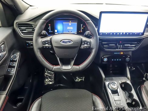 Used 2024 Ford Escape ST-Line w/ Tech Pack #1 AWD/4WD image 15