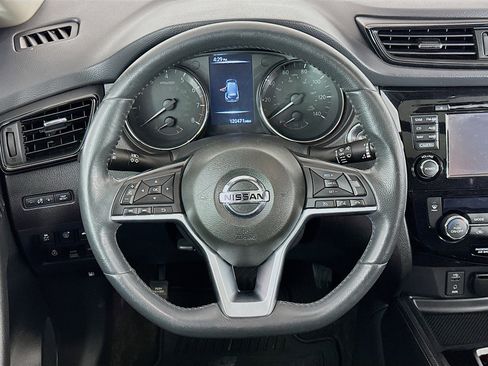 Used 2017 Nissan Rogue SL w/ SL Premium Package AWD/4WD image 18