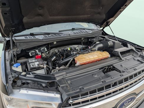 Used 2018 Ford F150 XLT w/ Equipment Group 302A Luxury image 35