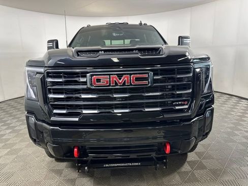 Used 2024 GMC Sierra 2500 AT4 w/ AT4 Premium Plus Package image 8