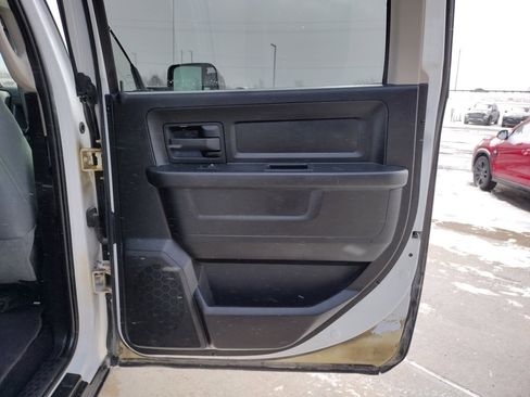 Used 2015 RAM 1500 ST w/ Popular Equipment Group image 16