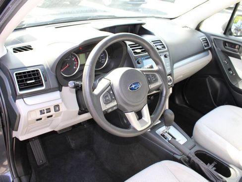Used 2018 Subaru Forester 2.5i Premium w/ All-Weather Package AWD/4WD image 13
