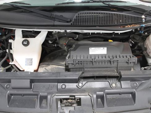 Used 2020 Chevrolet Express 2500 LS w/ Driver Convenience Package image 17