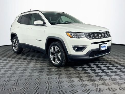 Used 2019 Jeep Compass Limited AWD/4WD image 7