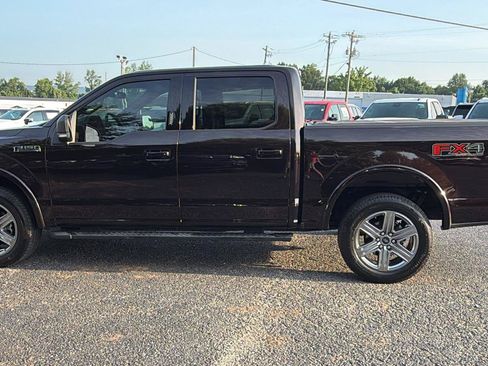 Used 2018 Ford F150 XLT w/ Equipment Group 302A Luxury AWD/4WD image 11