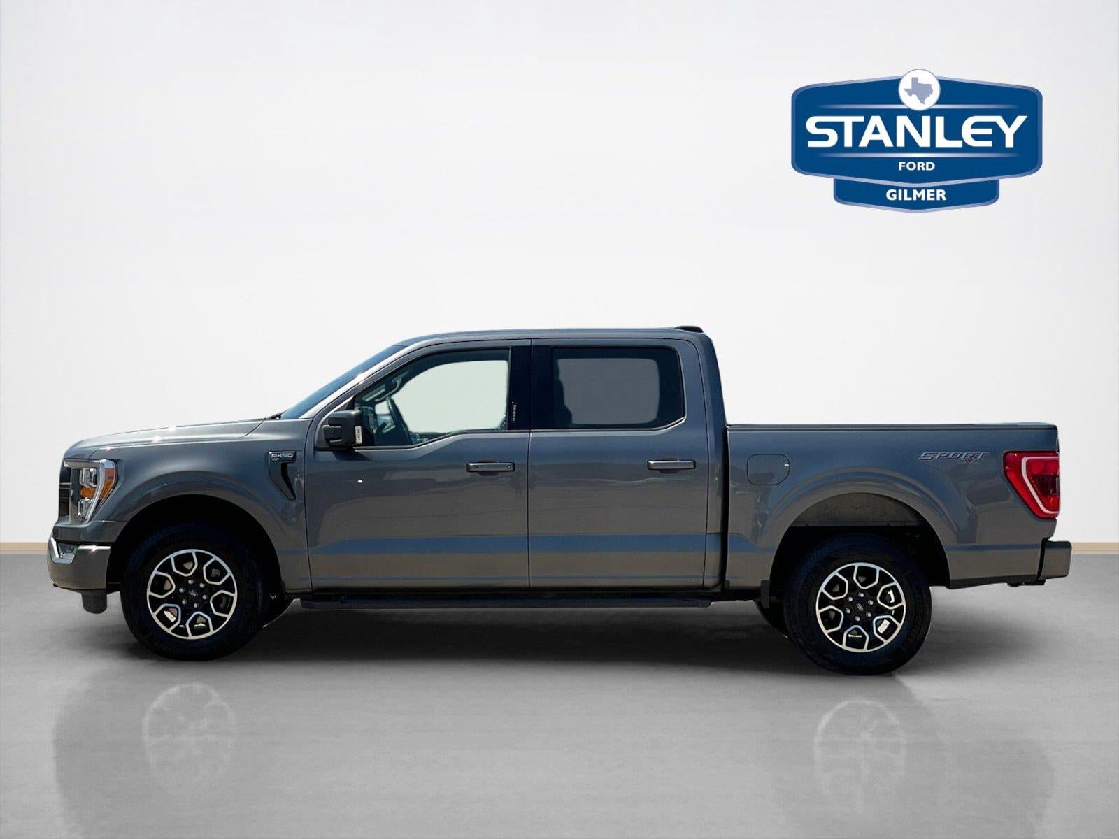 Used 2021 Ford F150 XLT w/ Equipment Group 302A High AWD/4WD image 4