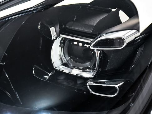 Used 2023 Porsche Cayenne AWD/4WD image 73