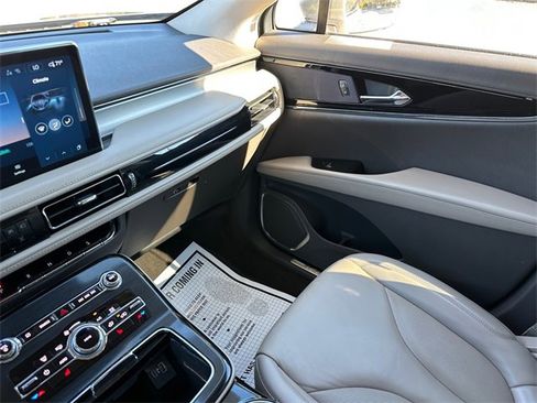 Used 2021 Lincoln Nautilus FWD w/ Equipment Group 101A image 29