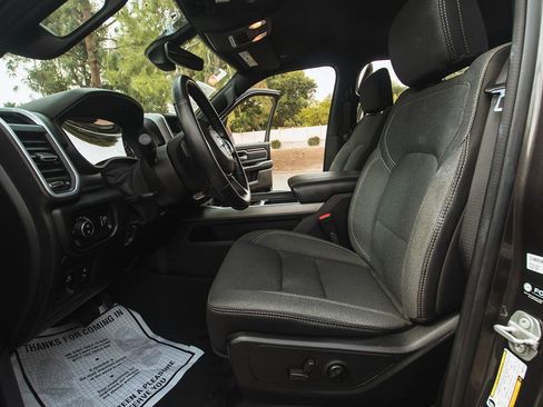 Used 2021 RAM 1500 Big Horn image 16