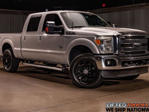 Used 2013 Ford F250 Lariat w/ Chrome Pkg image 1