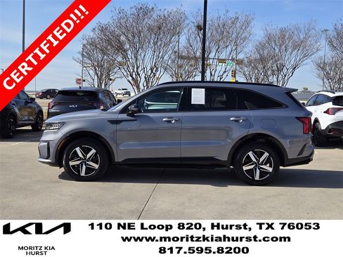 Certified 2023 Kia Sorento S w/ Panoramic Sunroof Package image 12