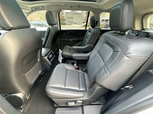 New 2026 Lincoln Aviator Reserve image 23