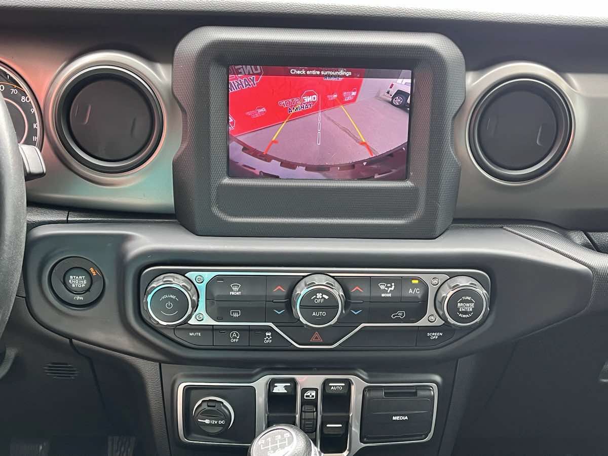 Used 2019 Jeep Wrangler Unlimited Sport S AWD/4WD image 10