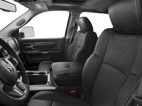 Used 2016 RAM 2500 Laramie w/ Convenience Group image 23