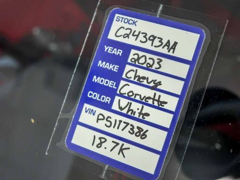 Used 2023 Chevrolet Corvette Stingray Preferred Cpe w/ Battery Protection Package RWD image 28