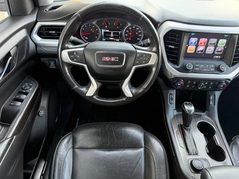 Used 2019 GMC Acadia SLT w/ LPO, Floor Liner Package AWD/4WD image 17