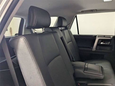 Used 2022 Toyota 4Runner Limited image 9