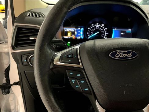 Used 2024 Ford Edge SEL w/ Cargo Accessory Package AWD/4WD image 10