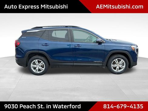 Used 2022 GMC Terrain SLE w/ Driver Convenience Package AWD/4WD image 8