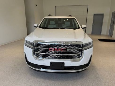 Used 2023 GMC Acadia Denali w/ Denali Ultimate Package AWD/4WD image 2