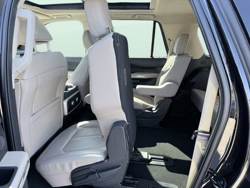 Used 2024 Ford Expedition Max Limited image 38