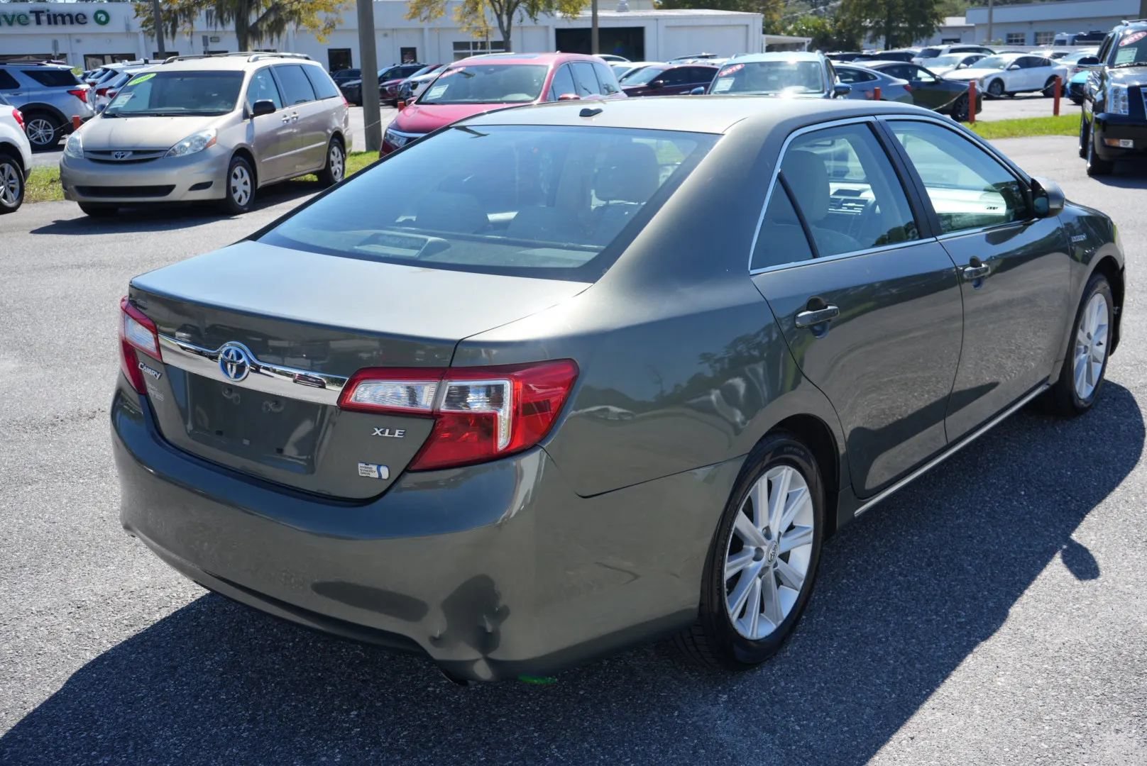 Used 2012 Toyota Camry XLE w/ Convenience Pkg FWD image 23