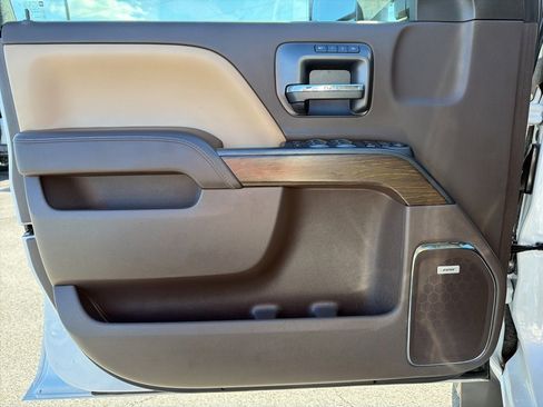 Used 2018 GMC Sierra 3500 Denali w/ Duramax Plus Package image 30