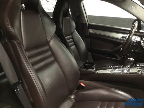 Used 2016 Porsche Panamera GTS image 36