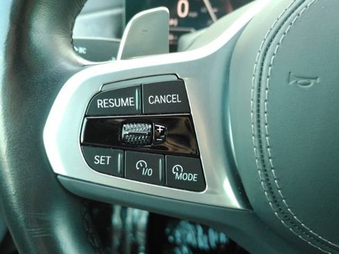 Used 2023 BMW X7 xDrive40i w/ M Sport Package AWD/4WD image 52