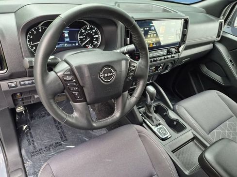 Used 2026 Nissan Frontier SV w/ SV Convenience Package AWD/4WD image 12