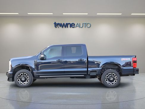 Used 2025 Ford F350 Platinum w/ FX4 Off-Road Package AWD/4WD image 1