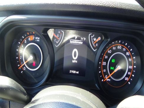 Used 2024 Jeep Wrangler Sport AWD/4WD image 16