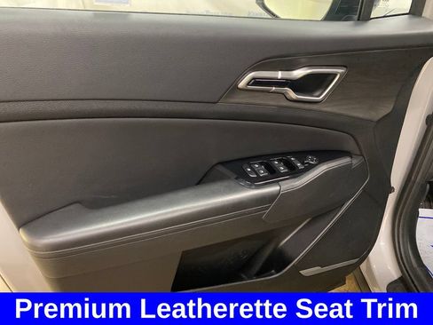 Used 2024 Kia Sportage X-Line w/ X-Line Premium Package AWD/4WD image 16