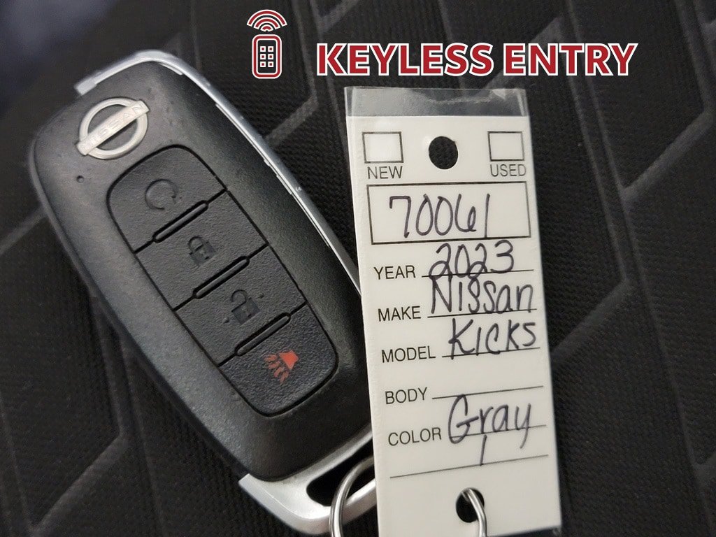 Used 2023 Nissan Kicks SV FWD image 28