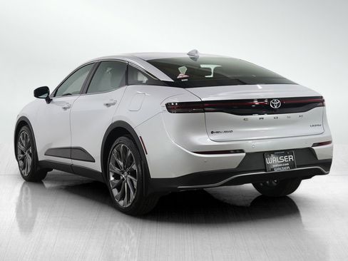 Used 2026 Toyota Crown Limited image 5