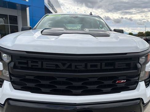 Used 2025 Chevrolet Silverado 1500 Custom Trail Boss AWD/4WD image 28