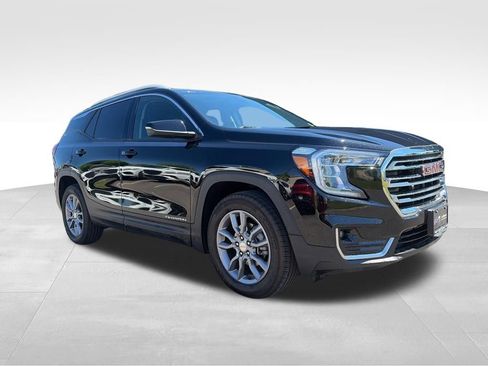Used 2024 GMC Terrain SLT AWD/4WD image 1