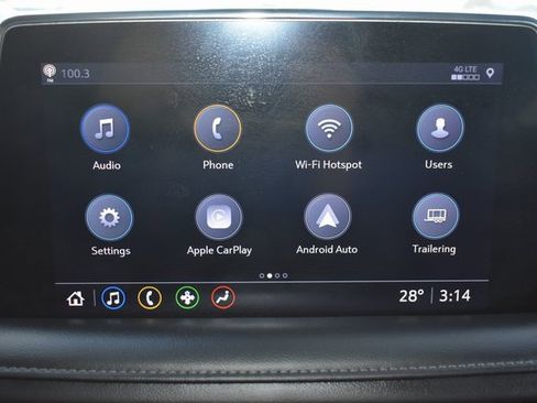 Used 2021 GMC Yukon XL SLE image 24