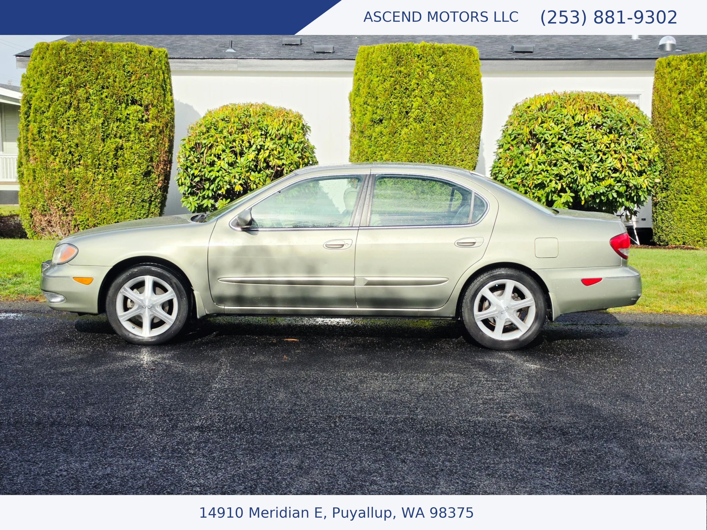 Used 2002 INFINITI I35 FWD image 2