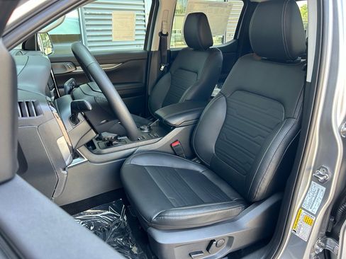 Used 2024 Ford Ranger Lariat w/ FX4 Off-Road Package image 17