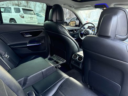 Used 2023 Mercedes-Benz C 300 4MATIC Sedan image 30