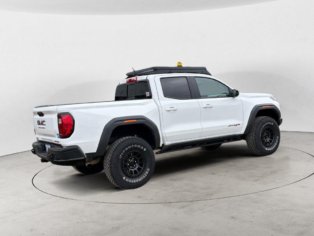 Used 2024 GMC Canyon AT4X w/ AT4X AEV Edition AWD/4WD image 5