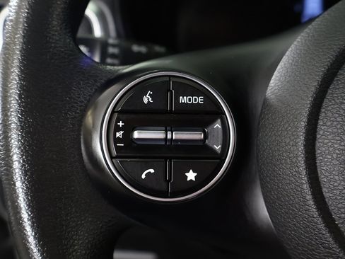 Used 2023 Kia Soul LX w/ LX Technology Package image 38