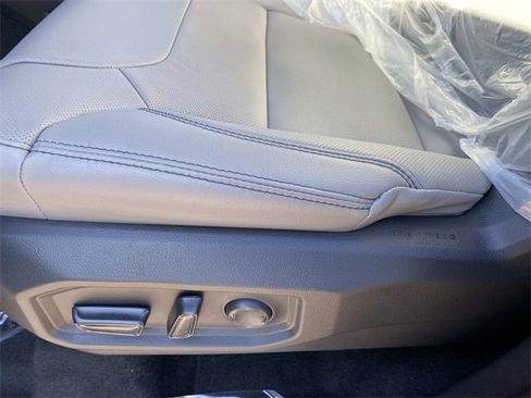 New 2026 Toyota Tundra SR5 image 8