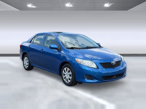 Used 2010 Toyota Corolla LE w/ All Weather Guard Pkg FWD image 7