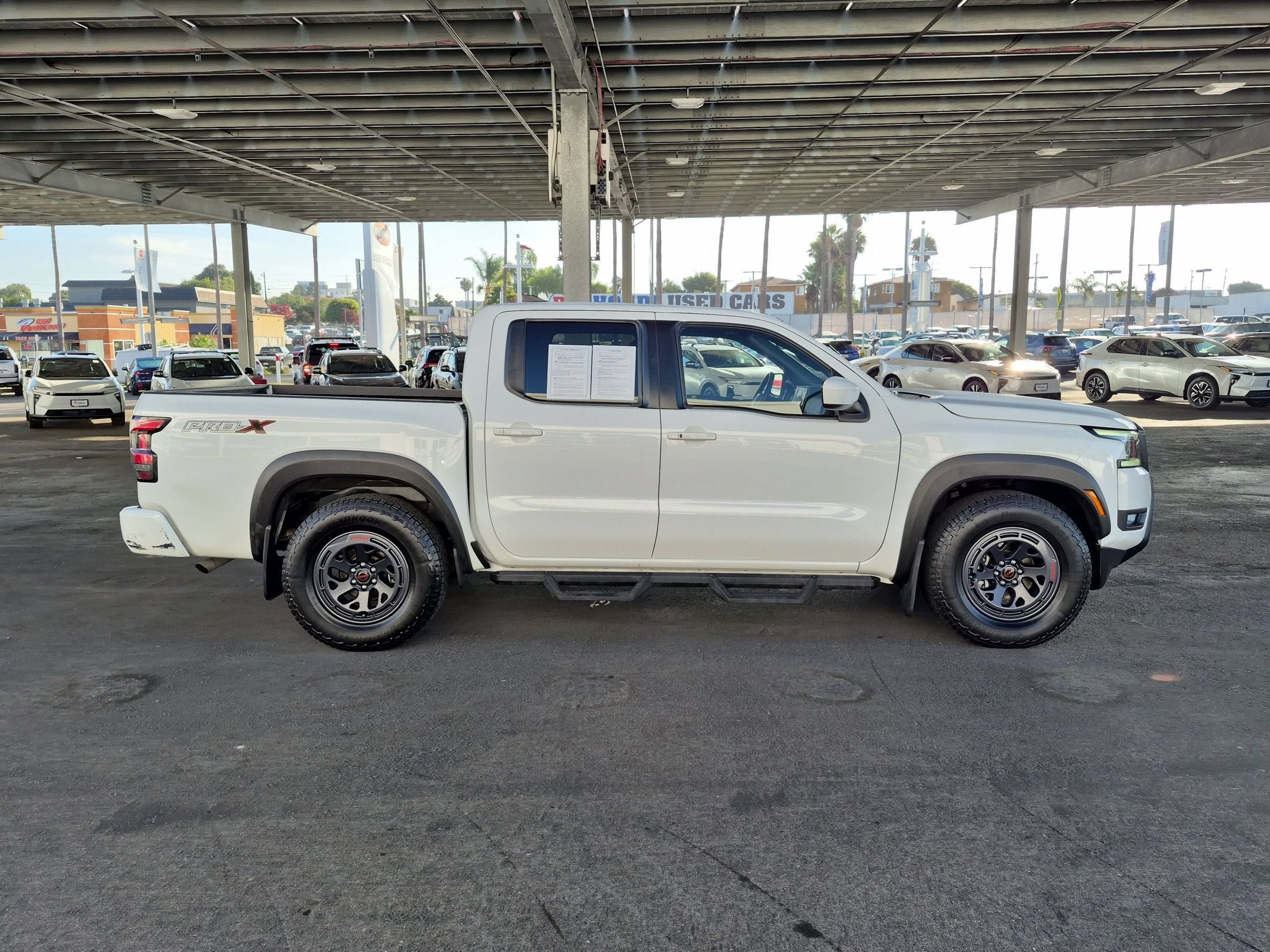 Used 2025 Nissan Frontier Pro-X RWD image 5